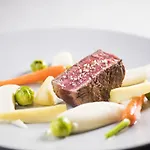 Des Chateaux & Hotel 4*