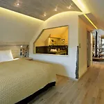 Des Chateaux & 4*
