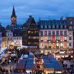Des Chateaux & Hotel