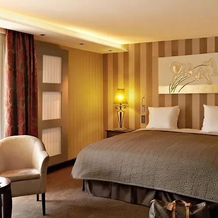 Des Chateaux & 4* Отротт