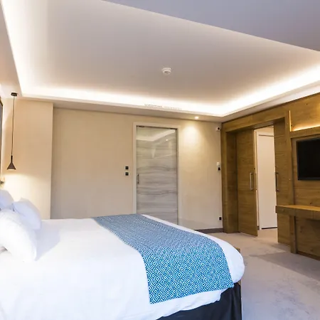 Des Chateaux & Hotell