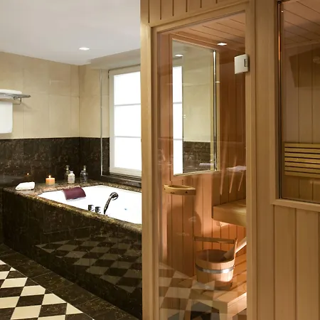 Des Chateaux & Hotell