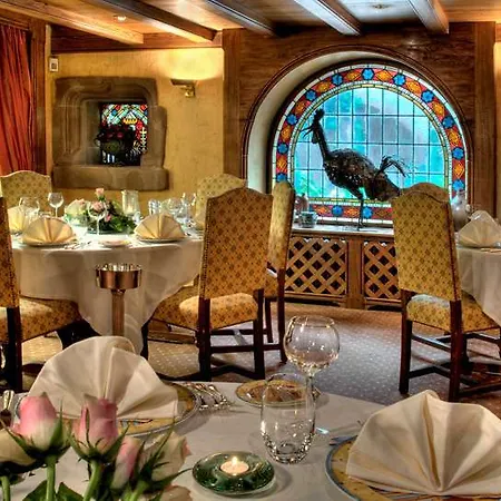 Des Chateaux & 4*