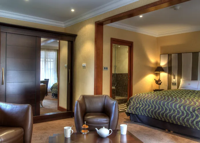 Des Chateaux & Hotel 4*