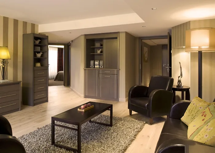 Des Chateaux & 4* Ottrott