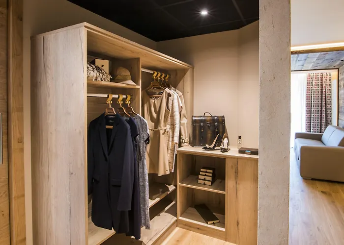 Hotel Des Chateaux & 4*