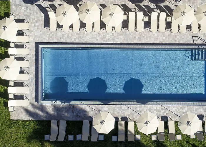 Hotel Des Chateaux &