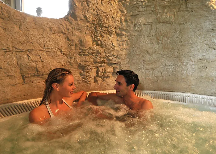 Des Chateaux & Hotel 4*