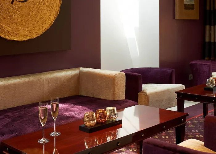 Hotel Des Chateaux & 4*