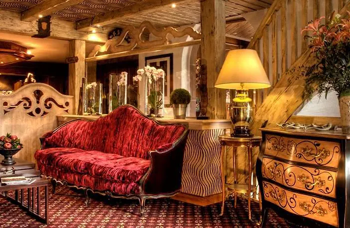 Des Chateaux & Hotel