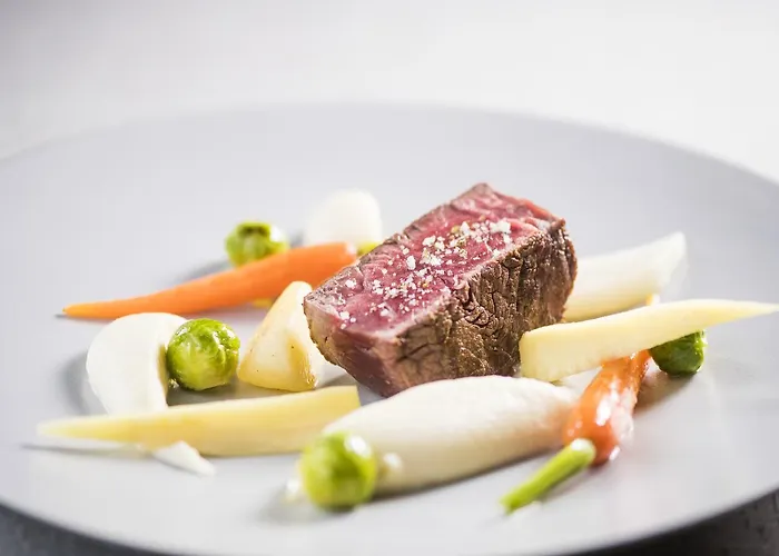 Des Chateaux & Hotel 4*